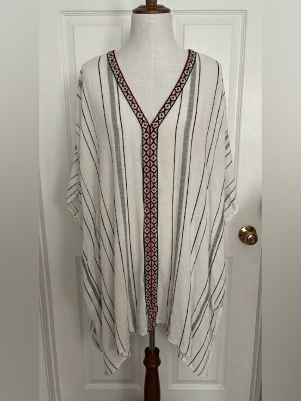 Scoop White Coverup With Black Stripes
